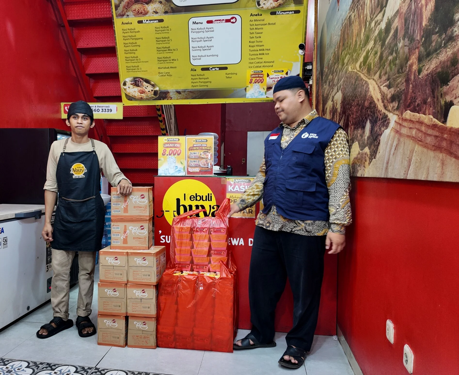 Foto 2 dari album Berbagi Nasi Kotak Panti Asuhan 2025